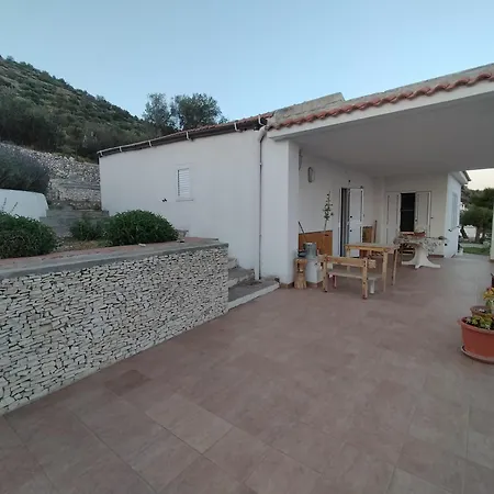 Orman Evi La Veranda Sul Golfo *